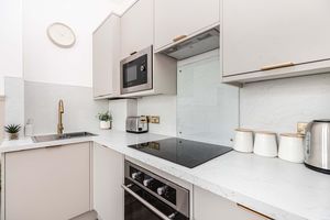 Photo 15- click for photo gallery